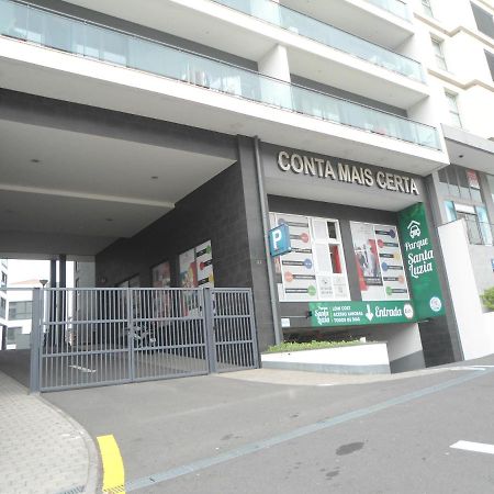 פונשל Town Apartment מראה חיצוני תמונה